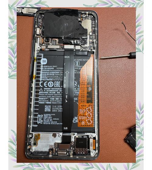 华为荣耀v8玻璃屏幕碎了换玻璃外屏需要多少钱?