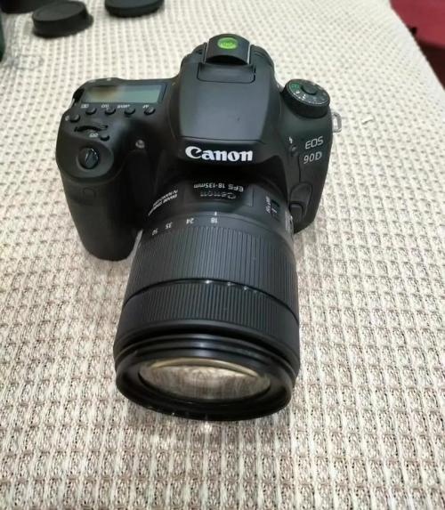佳能EOS90D单反相机评测:突破至3250万有效像素