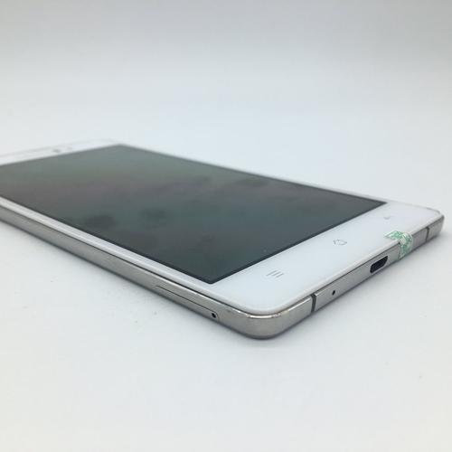 oppor8107耳机孔在哪里