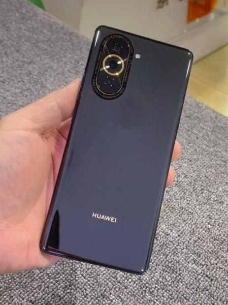 华为mate40上市时间
