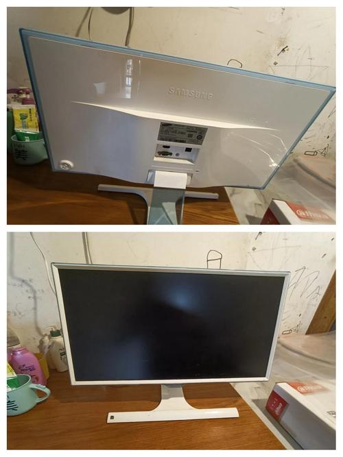 三星S24D300HS液晶显示器,24寸广视角面板,高性价比之选